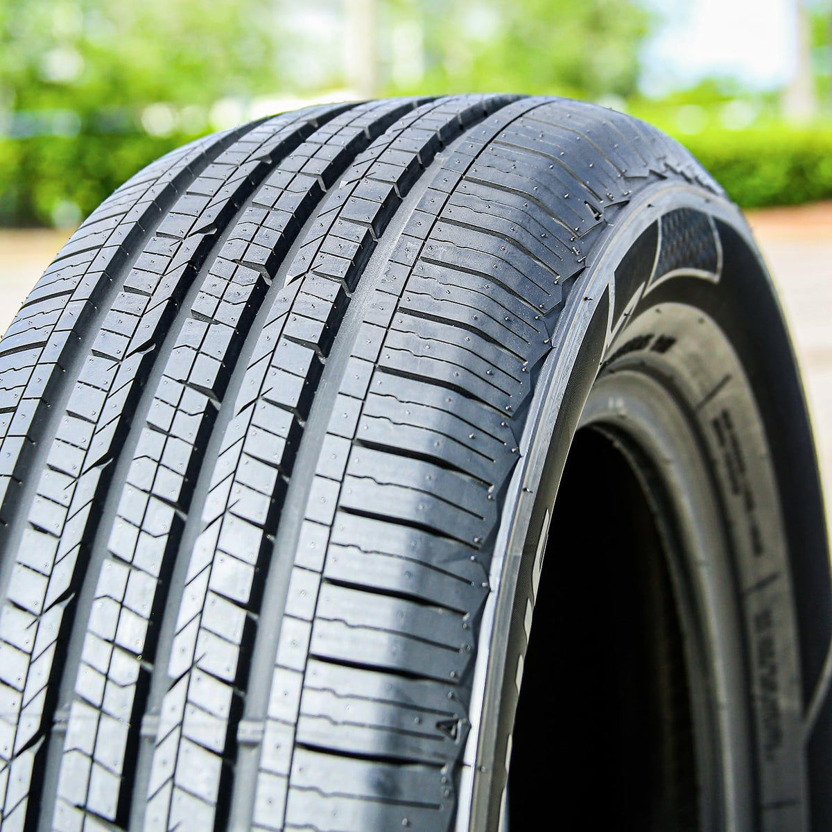 Black Touring Passenger Tire H1908